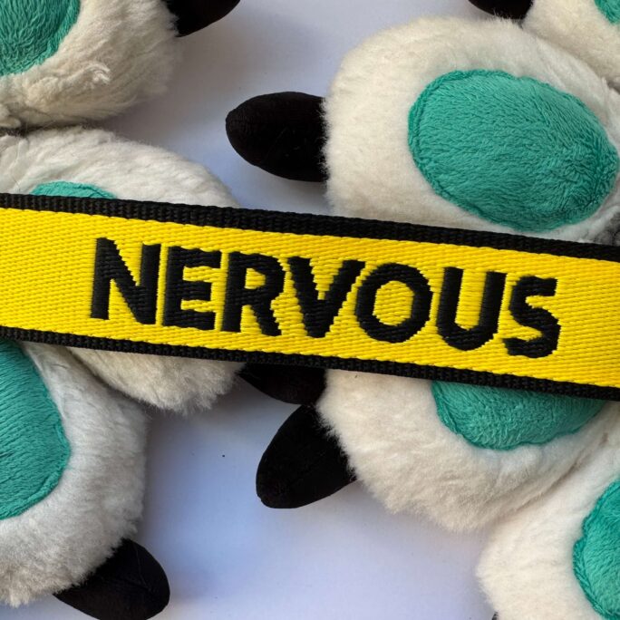 NERVOUS Collar